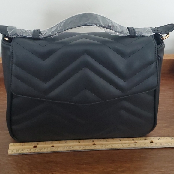 Summer and Rose Ella Crossbody Vegan Leather Bag - Picture 4 of 4